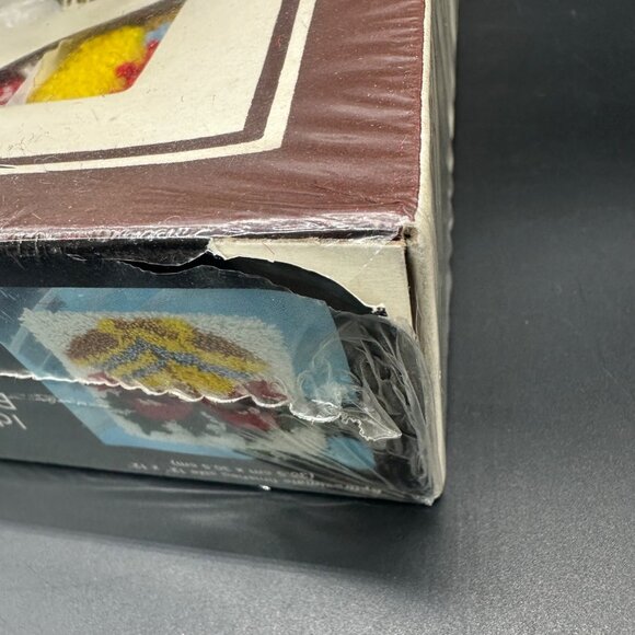 Vintage Latch Hook Kit Sew Simple Holiday Bells Christmas 1986 Craft Retro - Picture 10 of 11